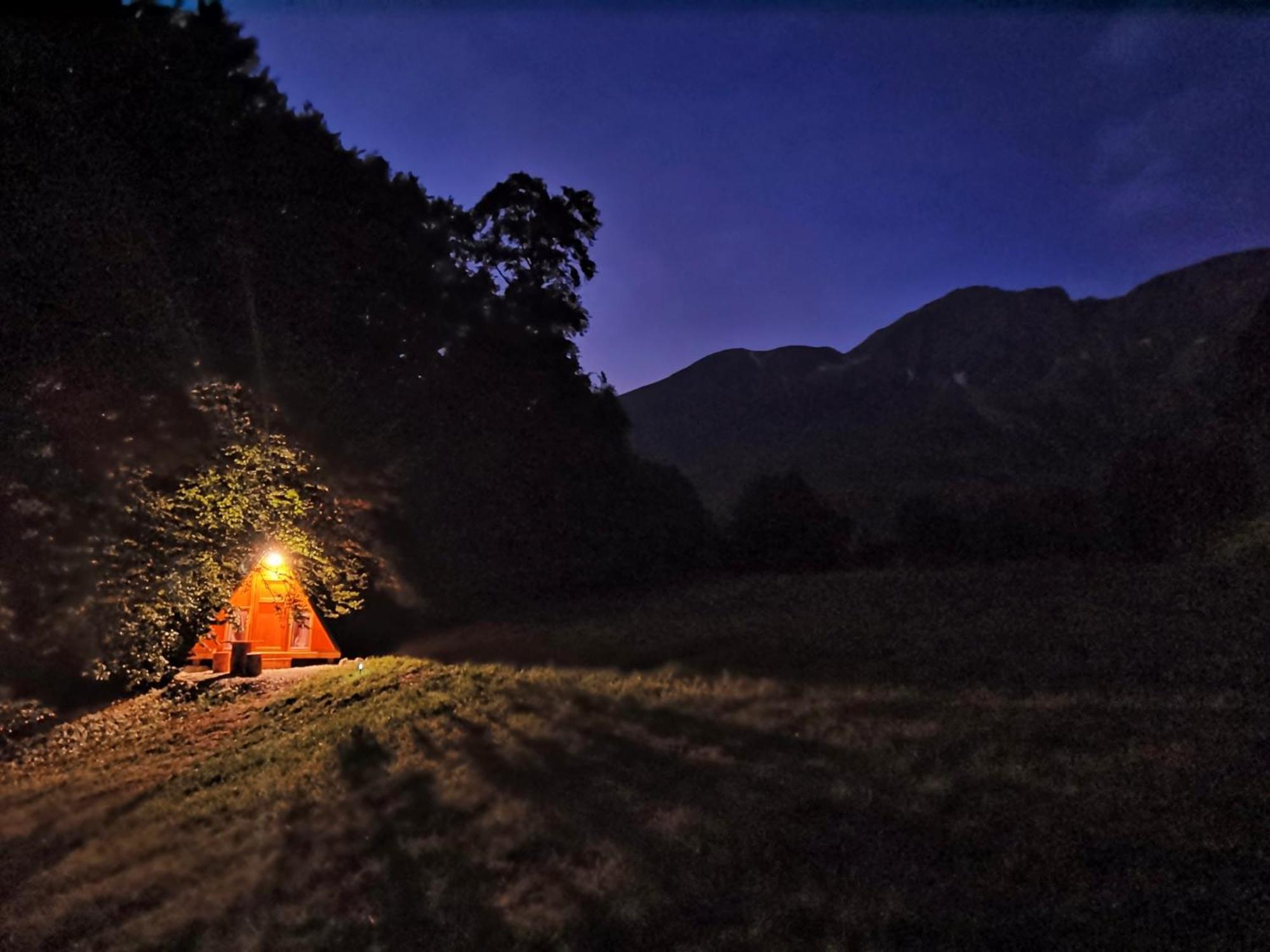 Glamping Krn Hotell Kobarid Eksteriør bilde