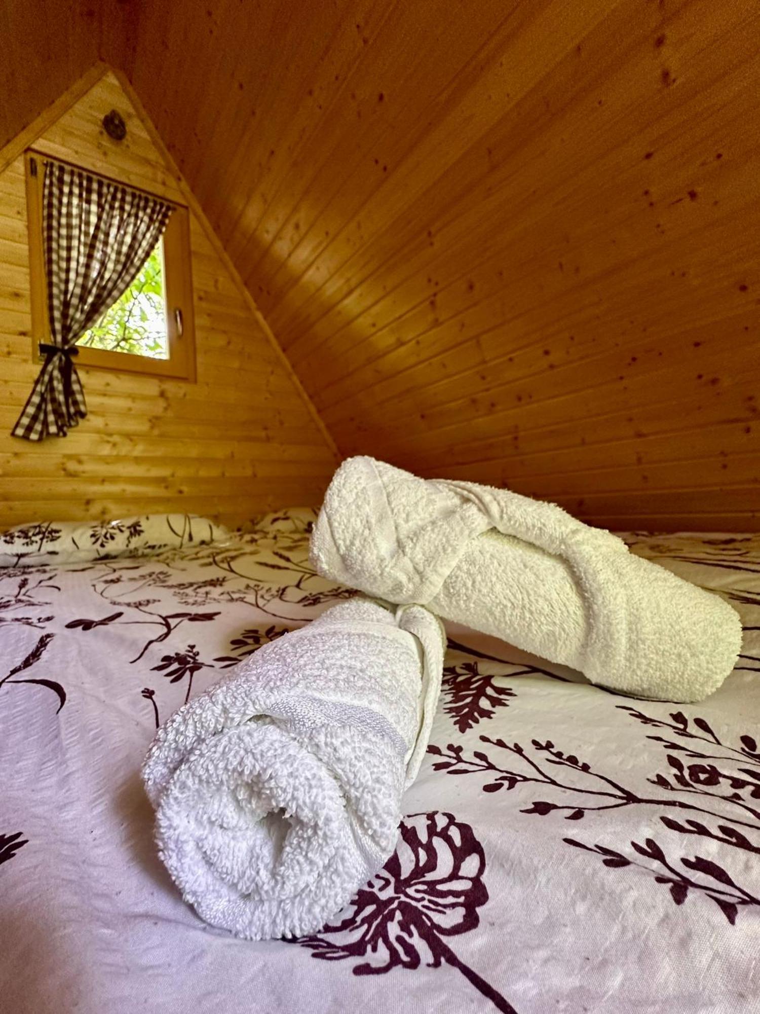 Glamping Krn Hotell Kobarid Eksteriør bilde