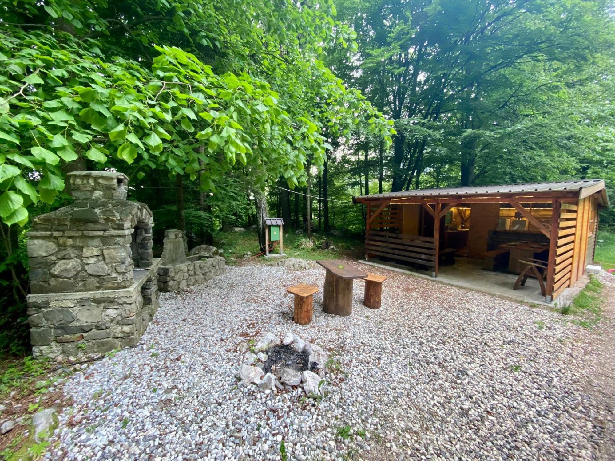 Glamping Krn Hotell Kobarid Eksteriør bilde